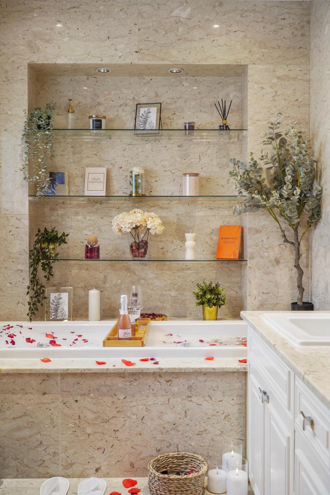 Вилла Mews House London With Private Patio & Parking Экстерьер фото