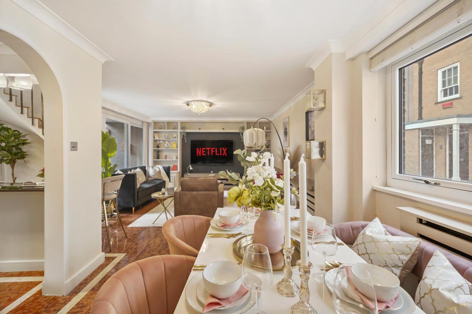 Вилла Mews House London With Private Patio & Parking Экстерьер фото