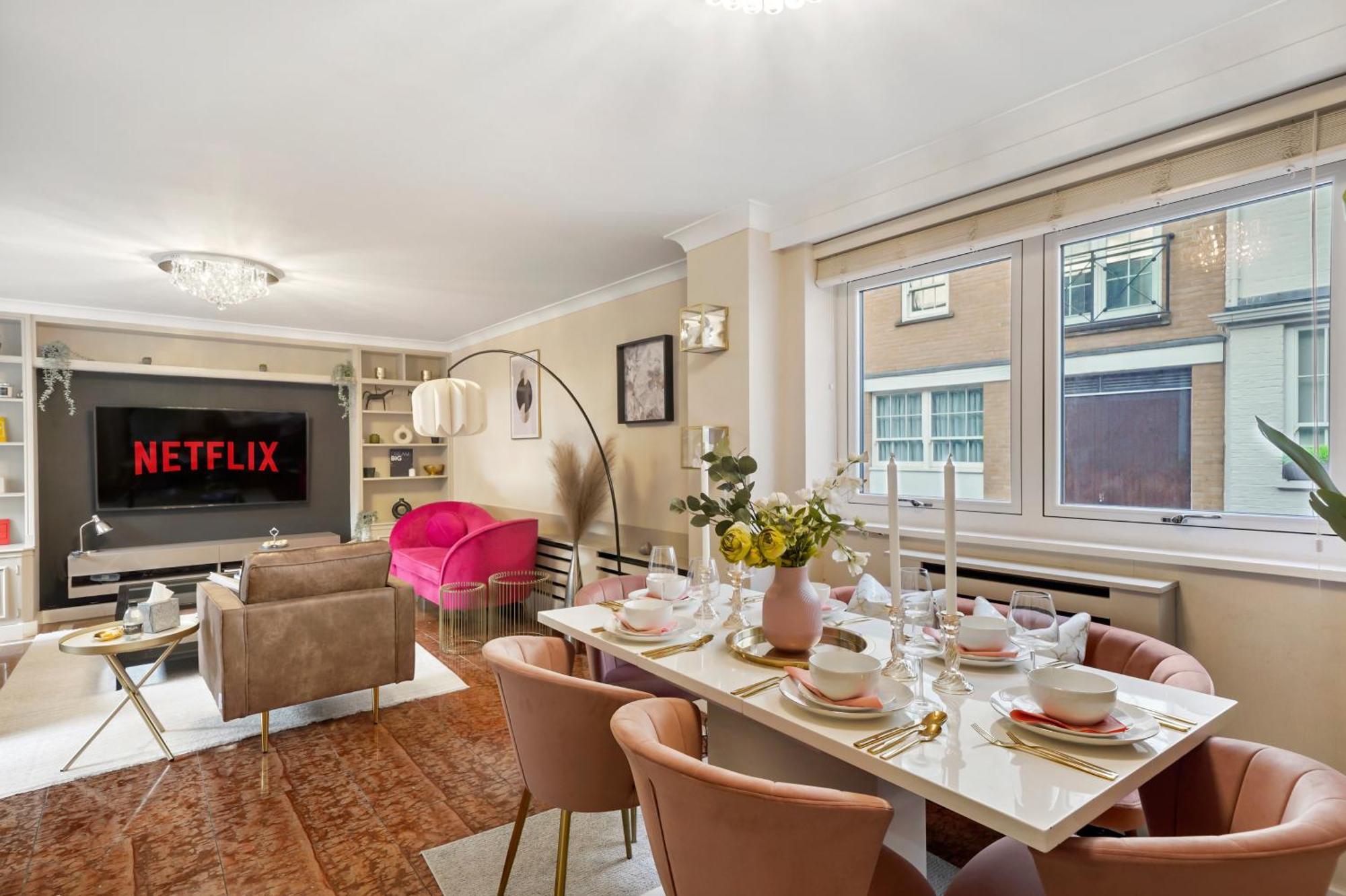 Вилла Mews House London With Private Patio & Parking Экстерьер фото